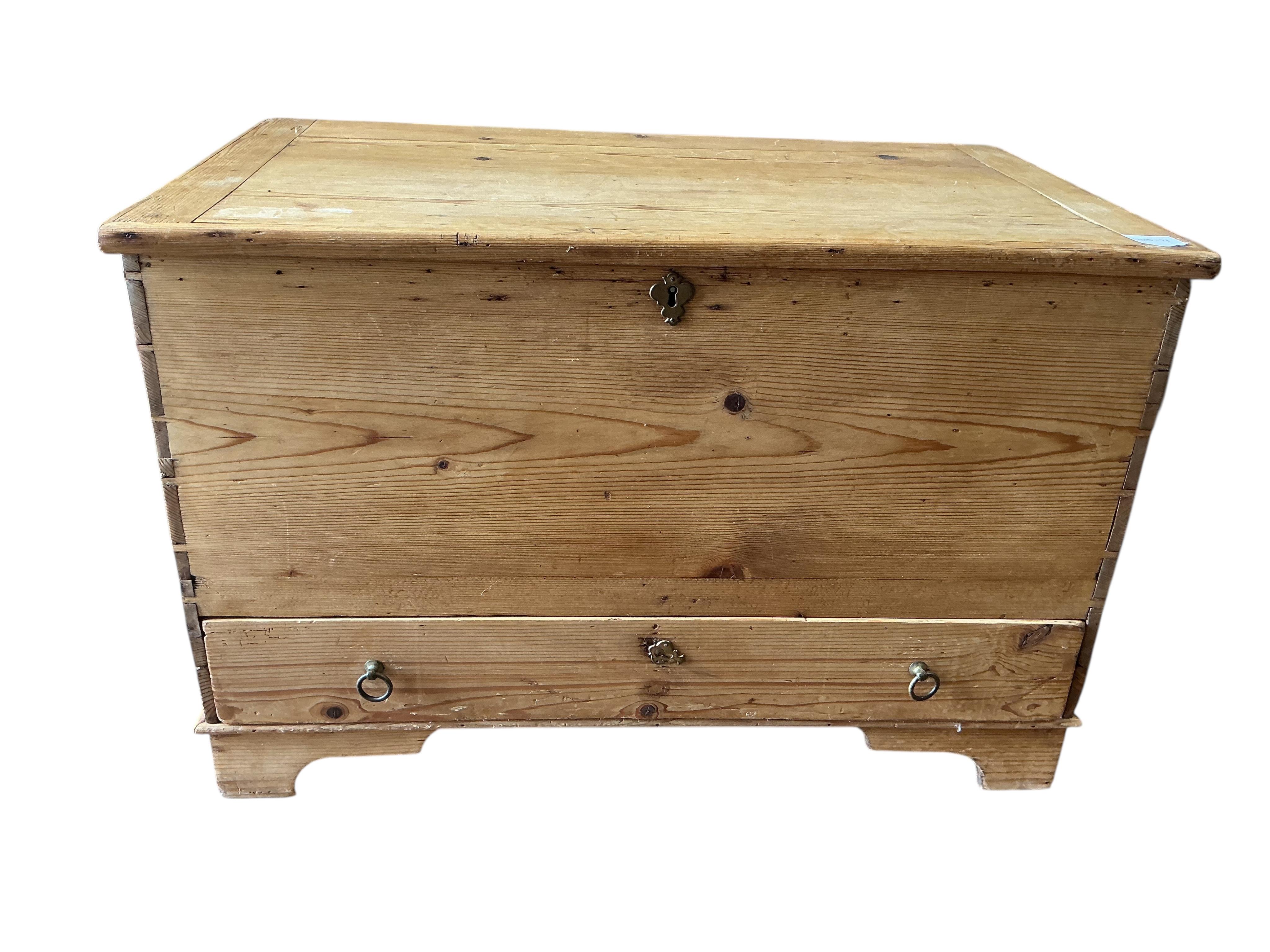 A small 19th century pine mule chest, width 77cm, depth 45cm, height 51cm